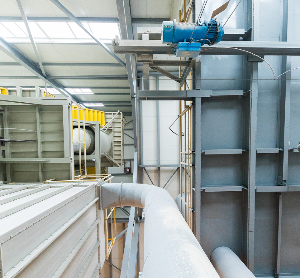 TECOMSA: ofrecemos servicios especializados de mantenimiento de instalaciones para centros comerciales, naves industriales, urbanizaciones y viviendas, adaptándonos a las necesidades específicas de cada cliente