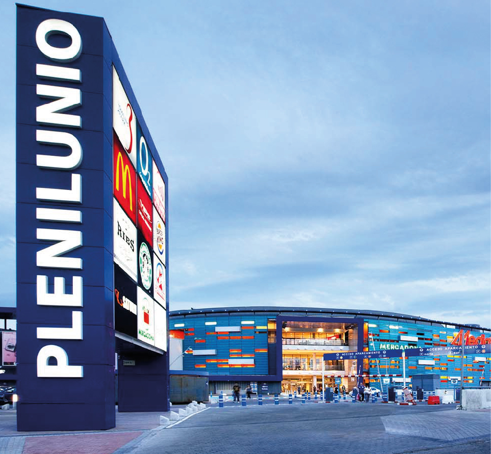 RETAIL En TECOMSA, ejecutamos proyectos de renovación de espacios comerciales, combinando diseño, técnica y funcionalidad